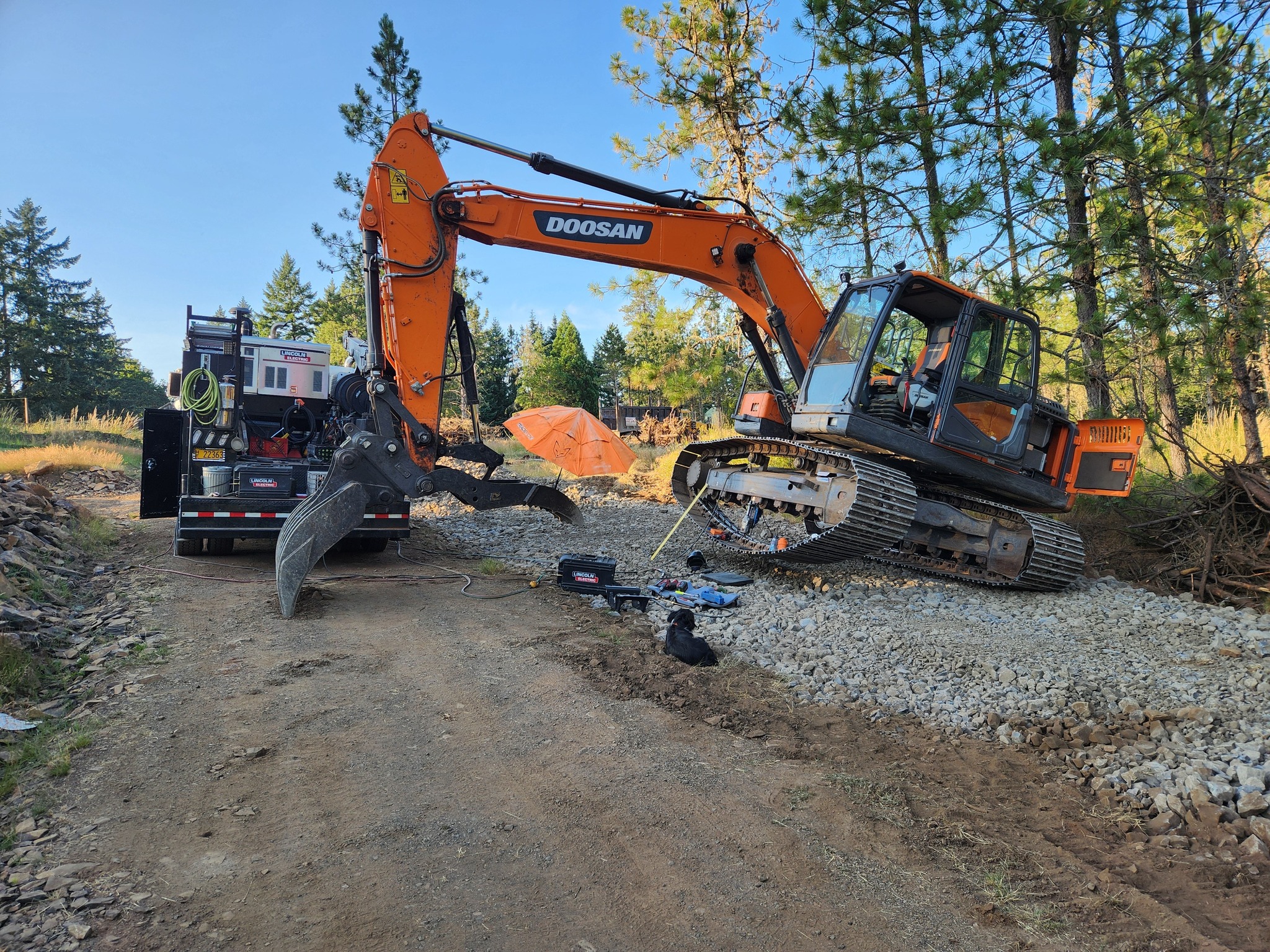 Welding and fabrication work photo 17